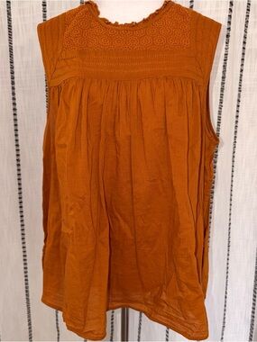 Old Navy Crochet Yoke Sleeveless Tank - Rust Orange